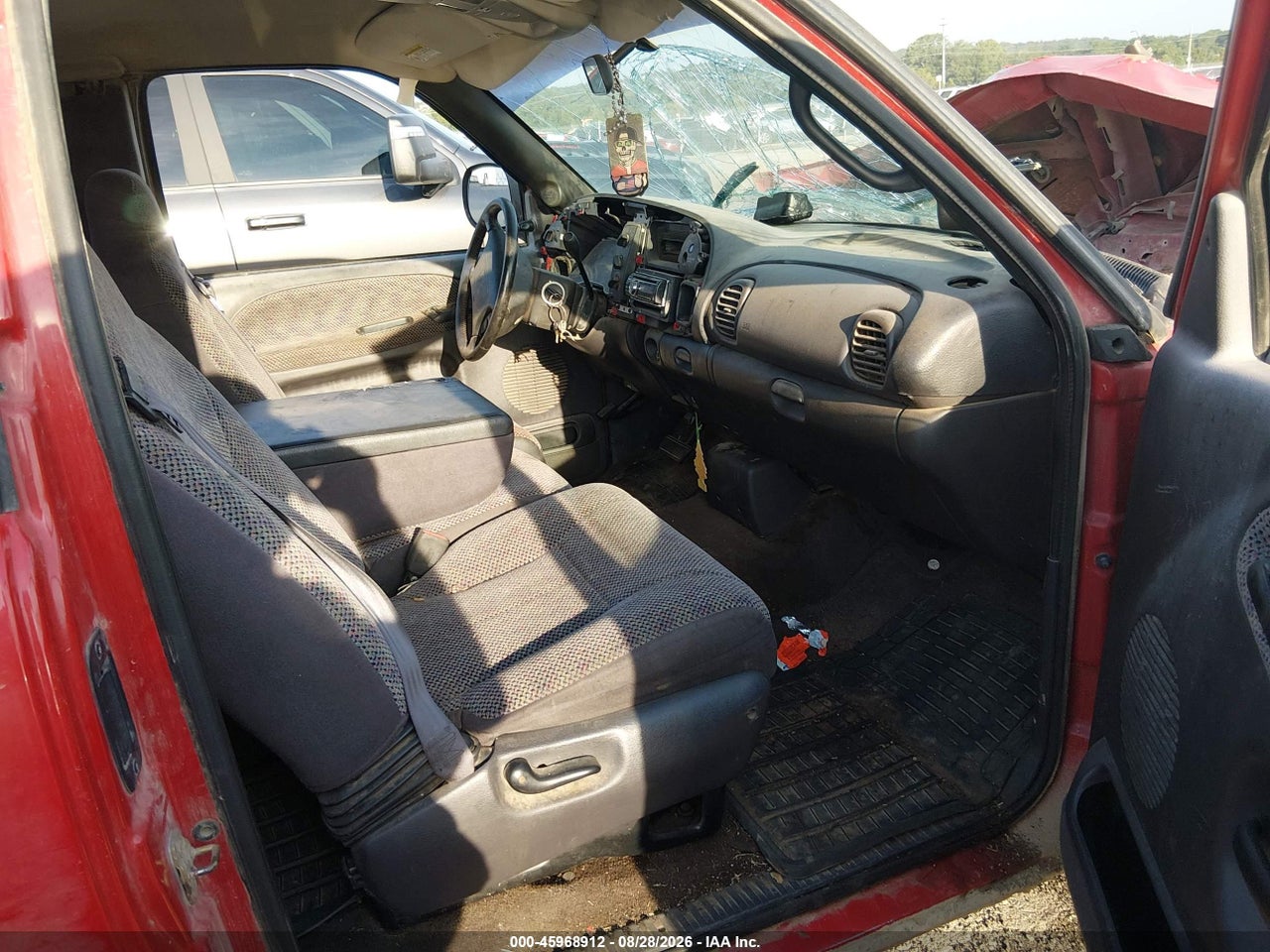 1999 DODGE RAM 1500 ST · 5/11