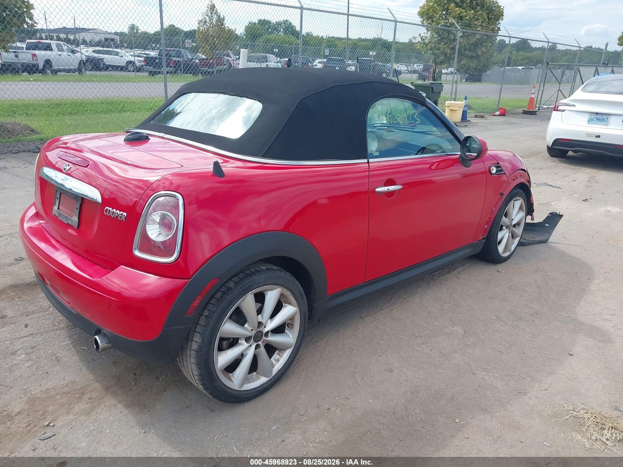 2012 MINI COOPER · 4/11