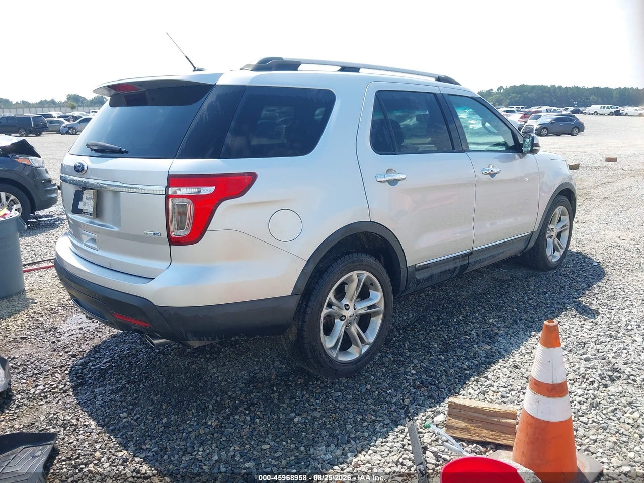 2013 FORD EXPLORER LIMITED · 4/11