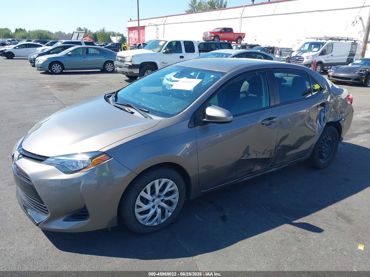 2018 TOYOTA COROLLA LE · 2/11