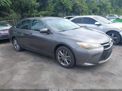 2016 TOYOTA CAMRY SE
