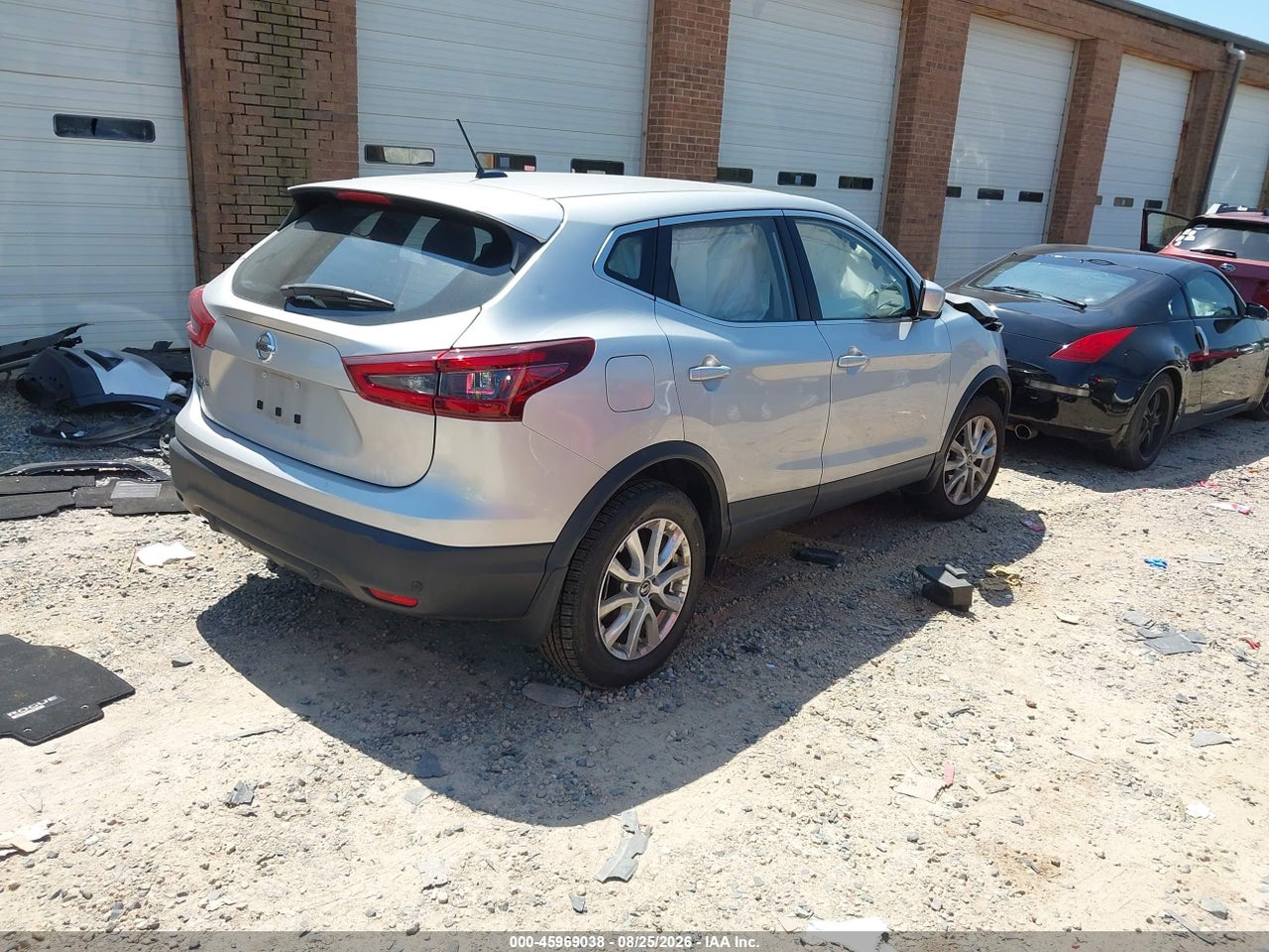 2021 NISSAN ROGUE SPORT S FWD XTRONIC CVT · 4/10