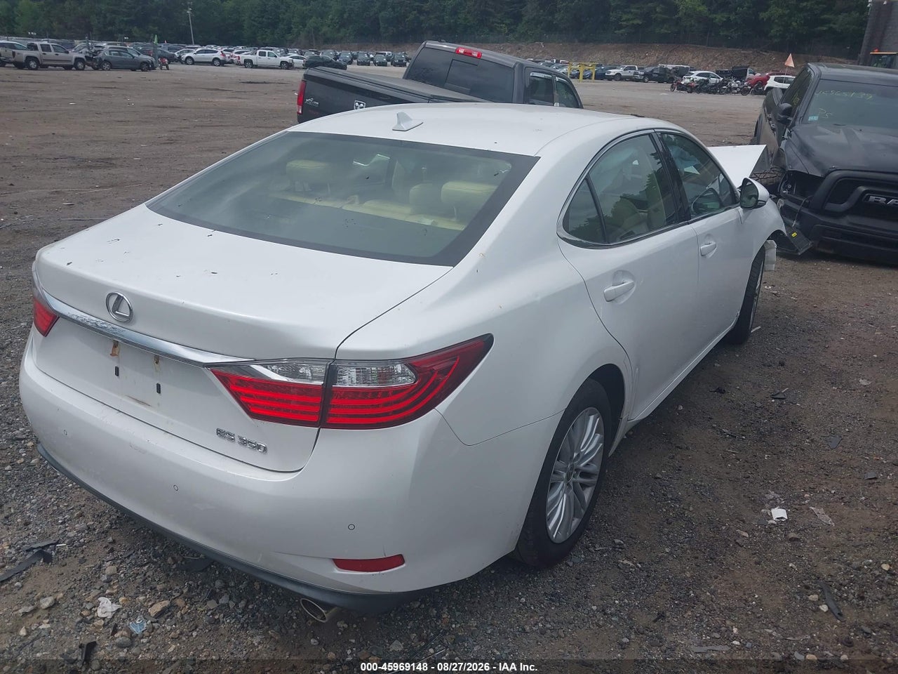 2014 LEXUS ES 350 · 4/10