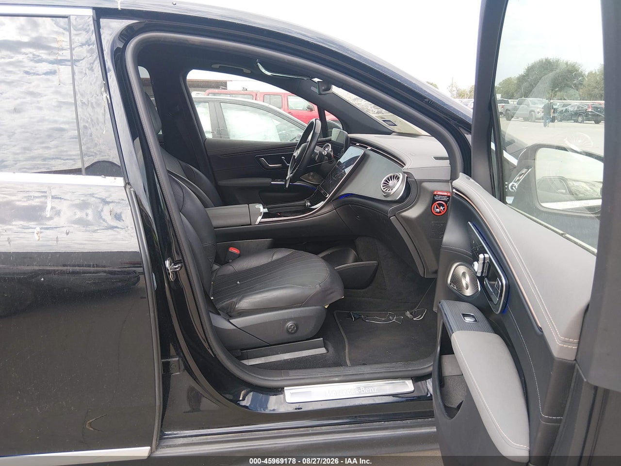 2023 MERCEDES-BENZ EQS 450+ SUV · 5/11