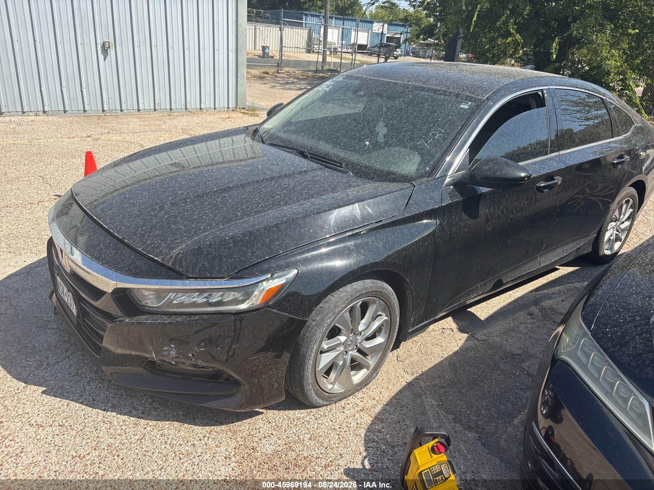 2018 HONDA ACCORD LX · 2/11