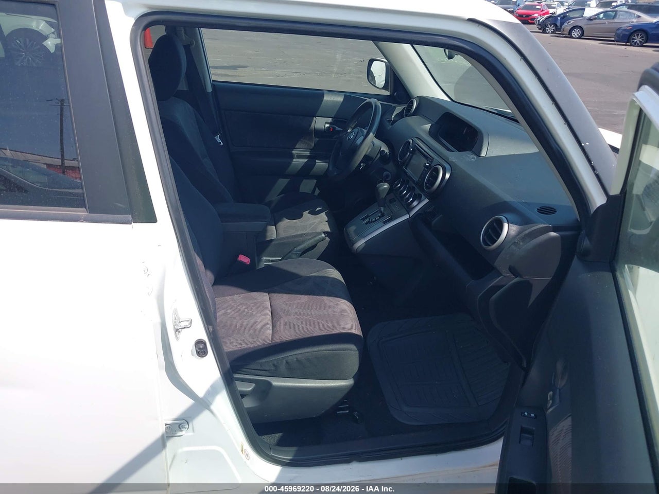 2015 SCION XB · 5/10