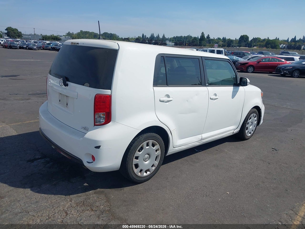 2015 SCION XB · 4/10