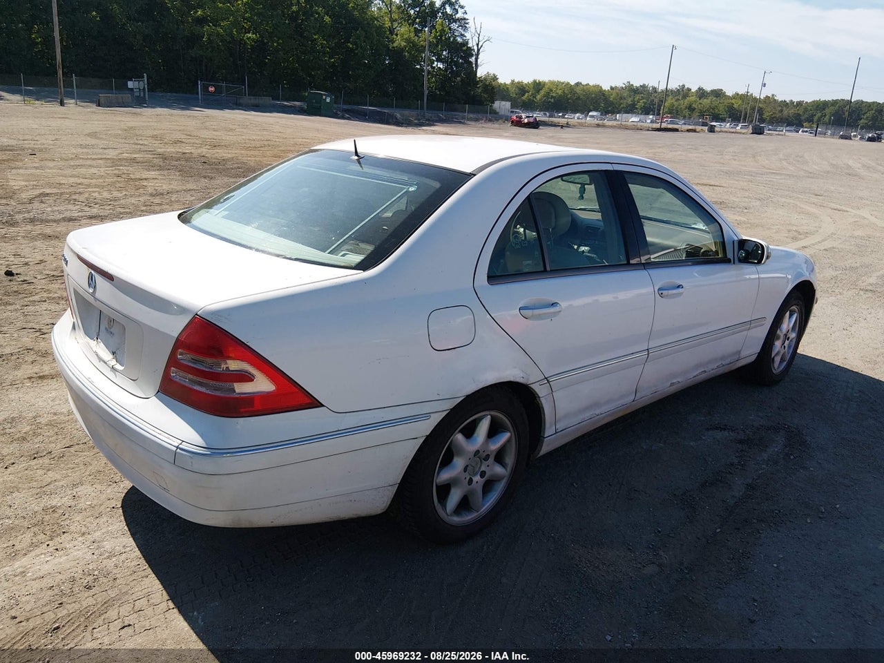 2001 MERCEDES-BENZ C 320 · 4/11