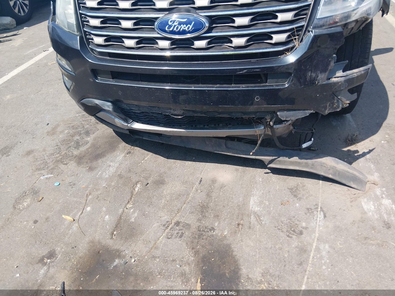 2017 FORD EXPLORER XLT · 6/10
