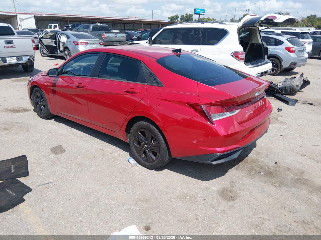 2022 HYUNDAI ELANTRA SEL · 3/11