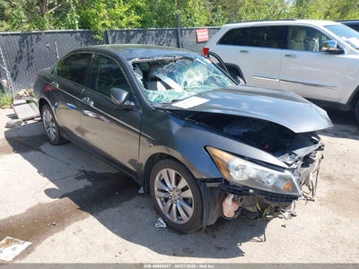 1HGCP3F8XCA****** · 2012 HONDA ACCORD 3.5 EX-L