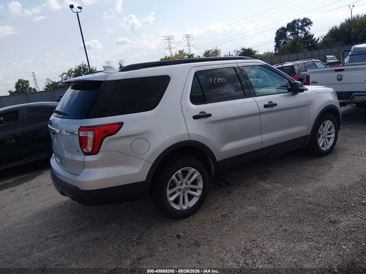 2016 FORD EXPLORER · 4/11