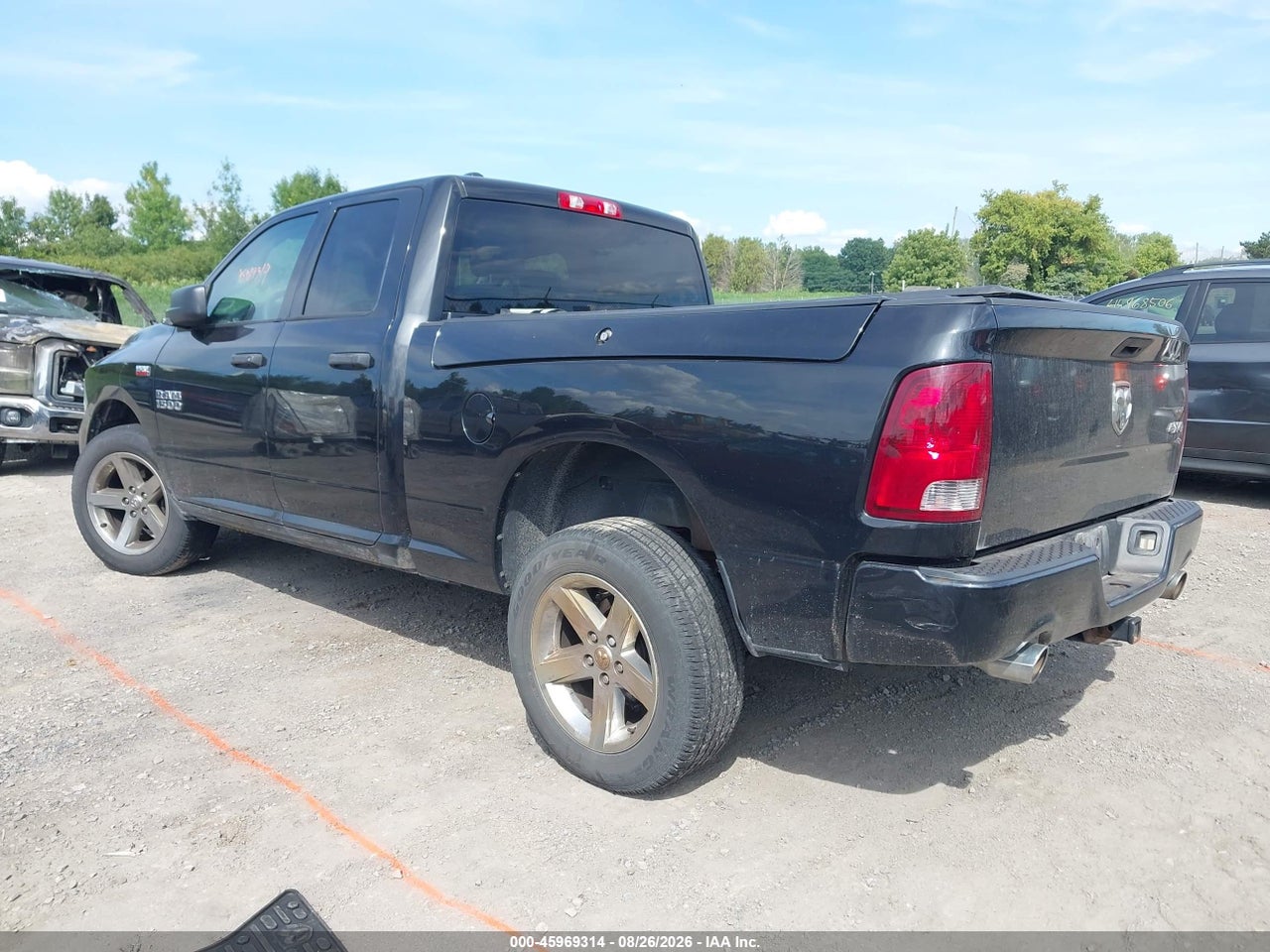 2017 RAM 1500 EXPRESS  4X4 6'4 BOX · 3/10