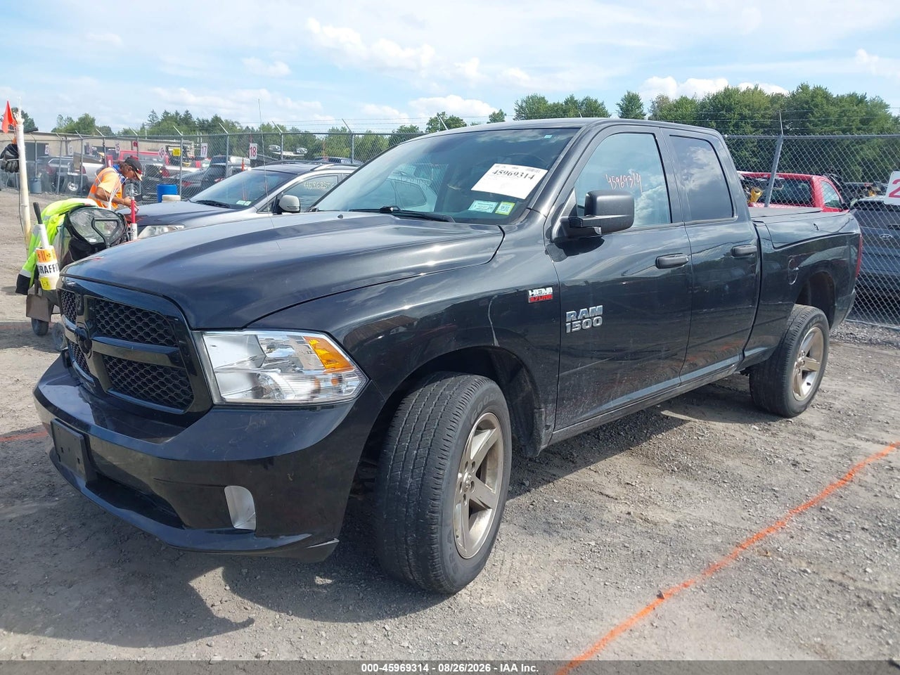 2017 RAM 1500 EXPRESS  4X4 6'4 BOX · 2/10