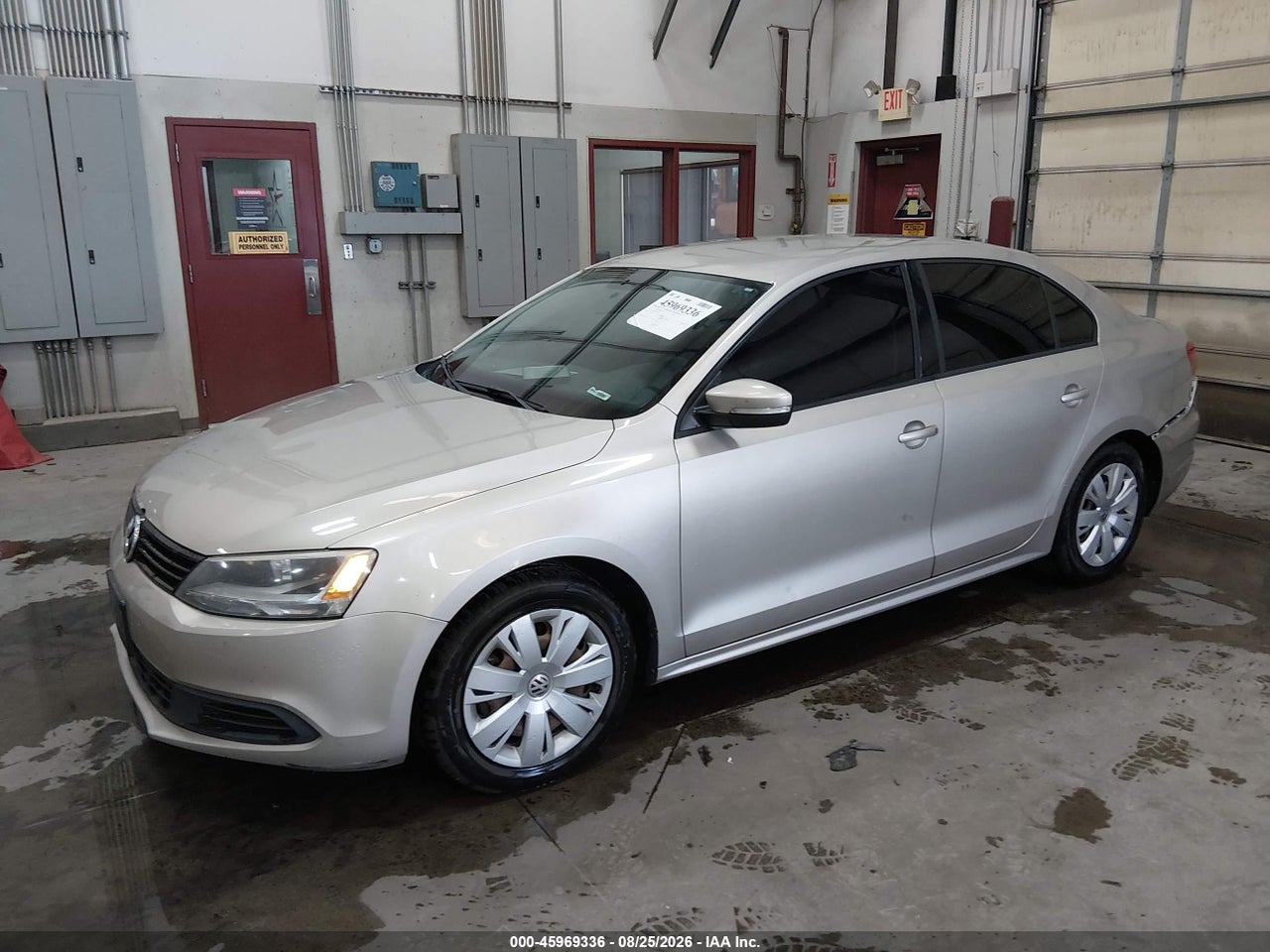 2012 VOLKSWAGEN JETTA 2.5L SE · 2/2