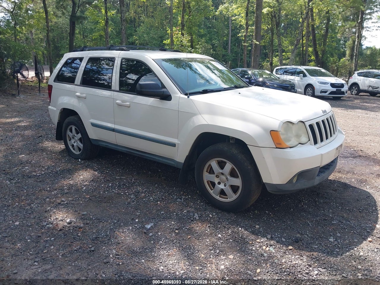 1J8HR48P89C****** · 2009 JEEP GRAND CHEROKEE LAREDO