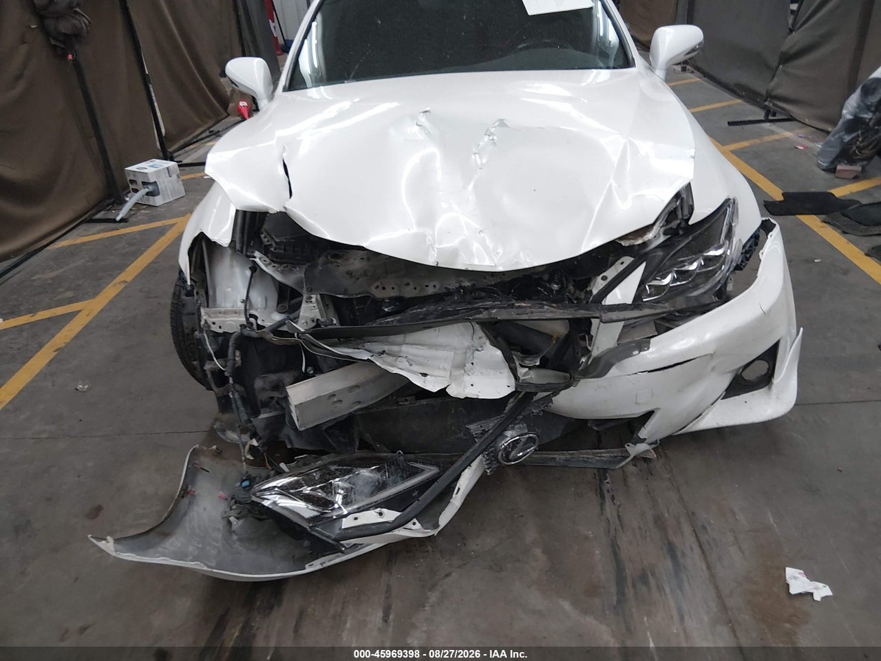 2013 LEXUS IS 250 · 6/10