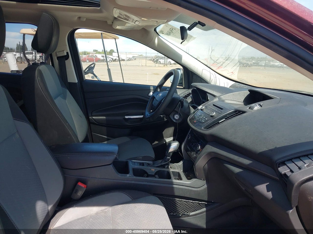 2018 FORD ESCAPE SE · 5/11