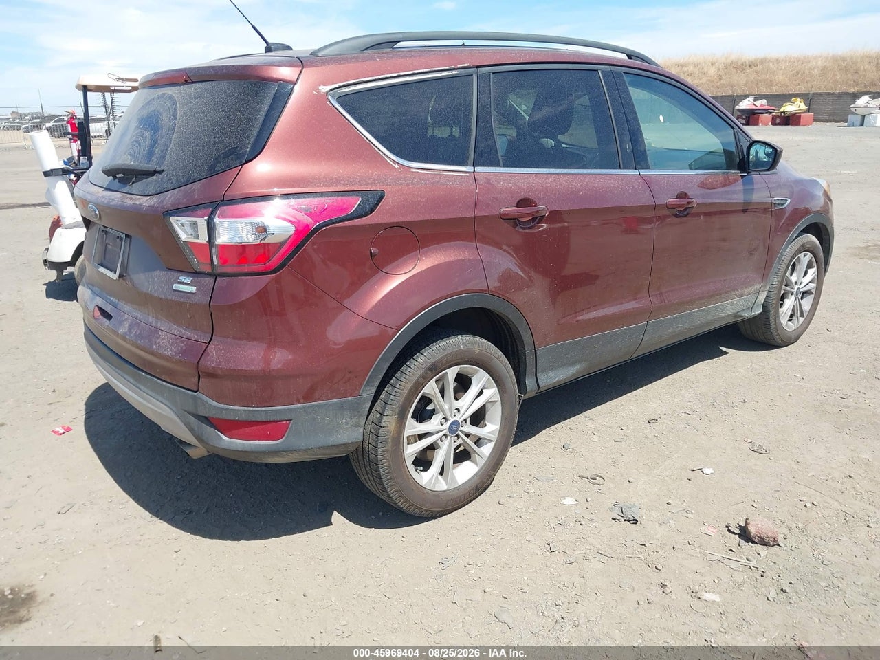 2018 FORD ESCAPE SE · 4/11