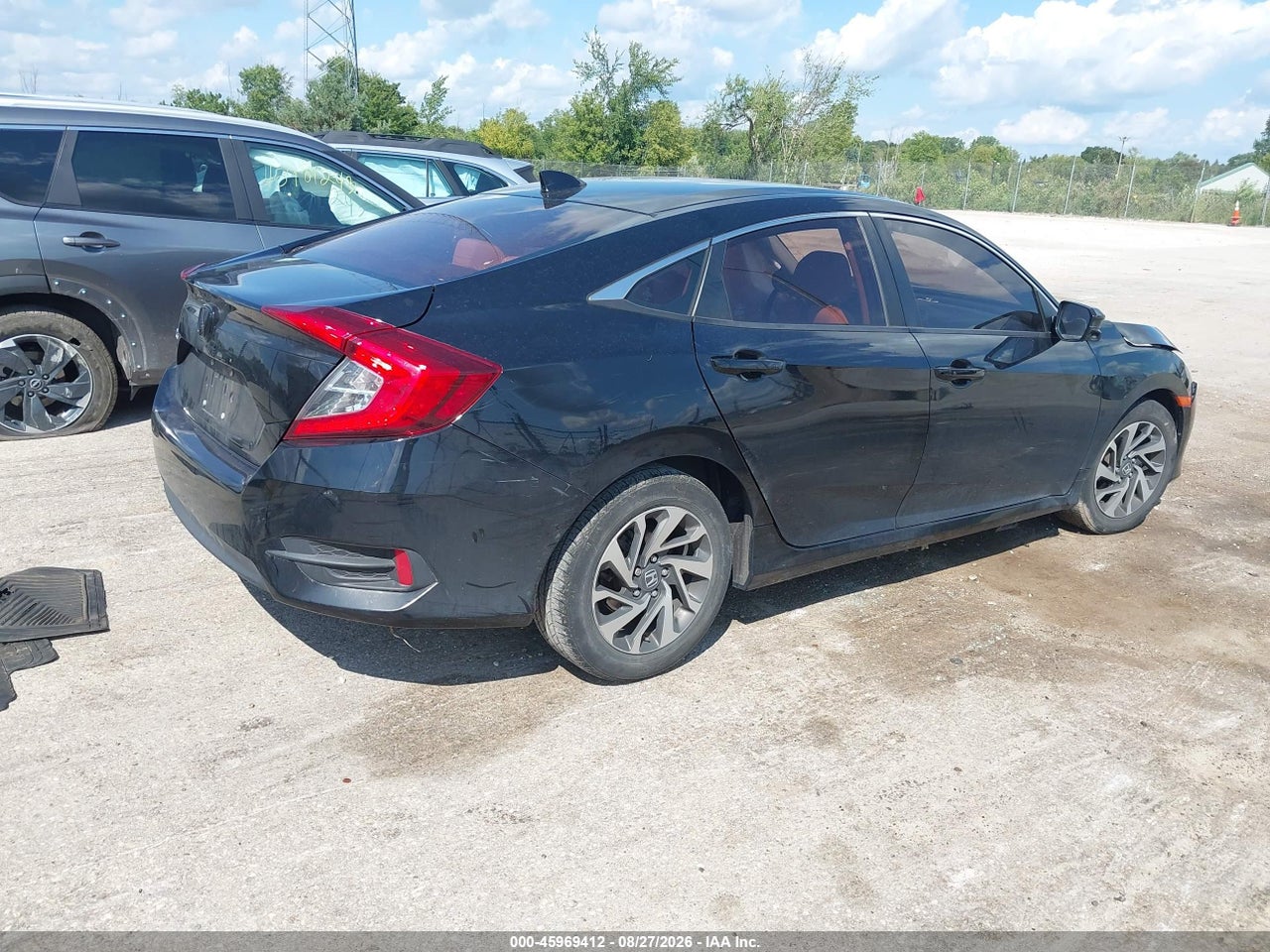 2017 HONDA CIVIC EX · 4/11