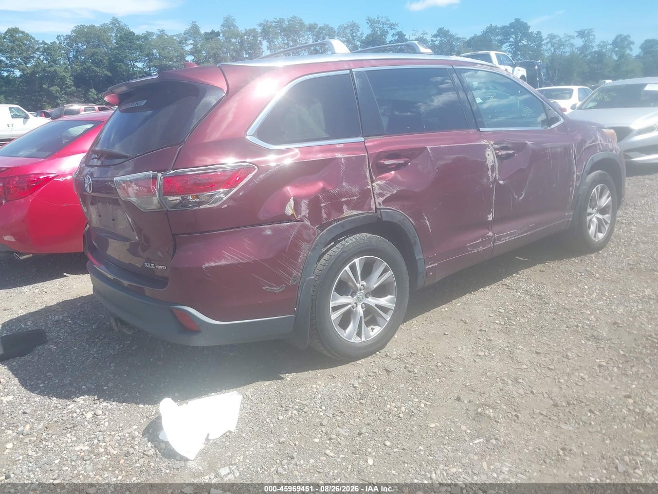 2015 TOYOTA HIGHLANDER XLE V6 · 4/11