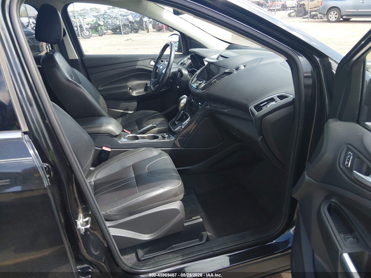 2013 FORD ESCAPE TITANIUM · 5/11