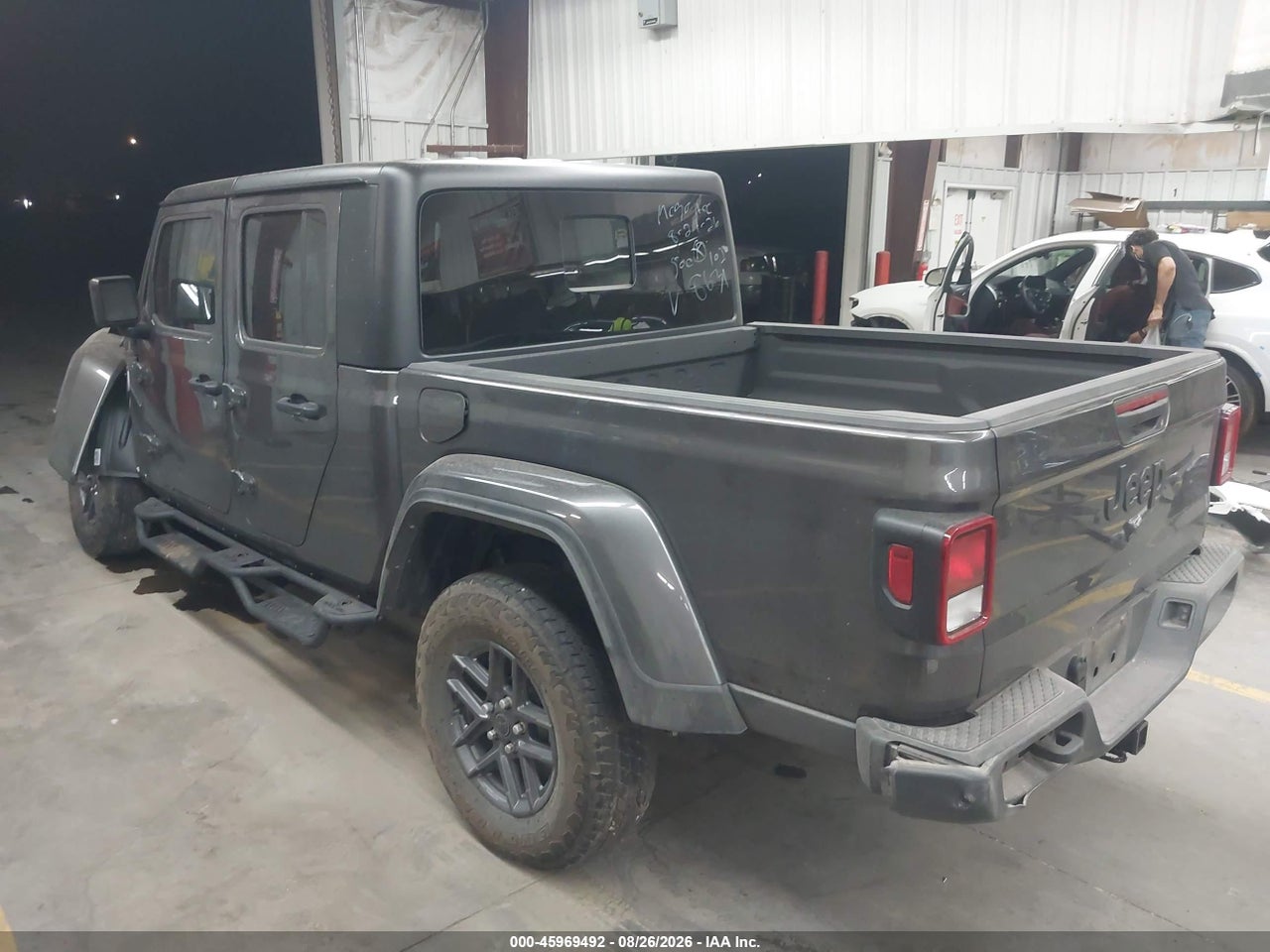 2025 JEEP GLADIATOR SPORT S · 3/10