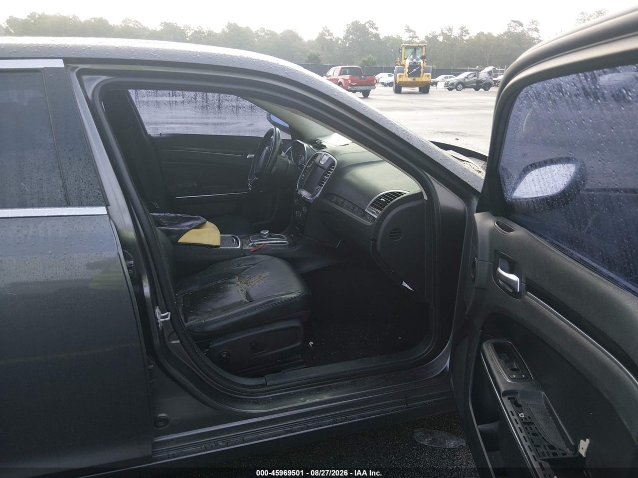2015 CHRYSLER 300 LIMITED · 5/11