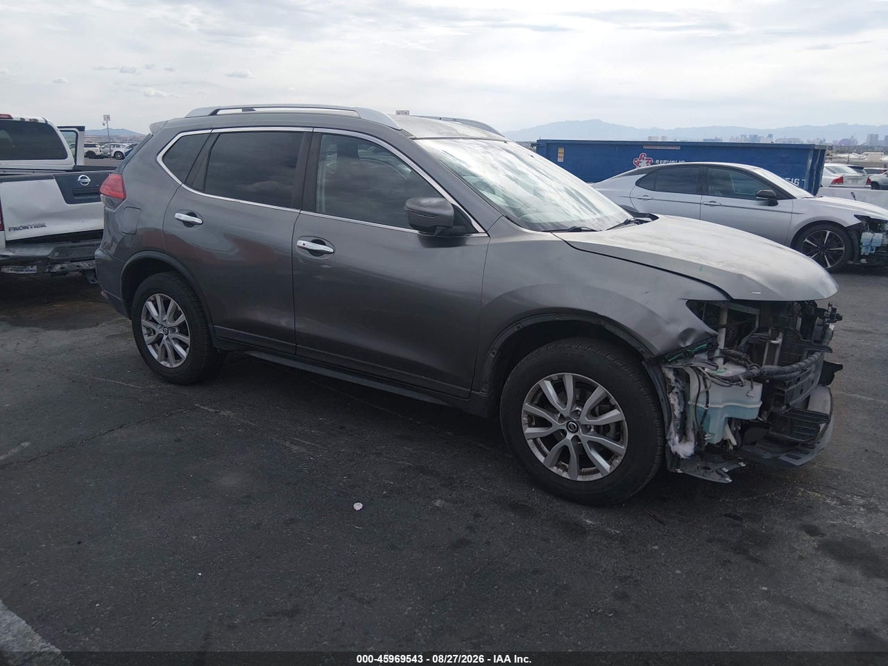 2017 NISSAN ROGUE SV