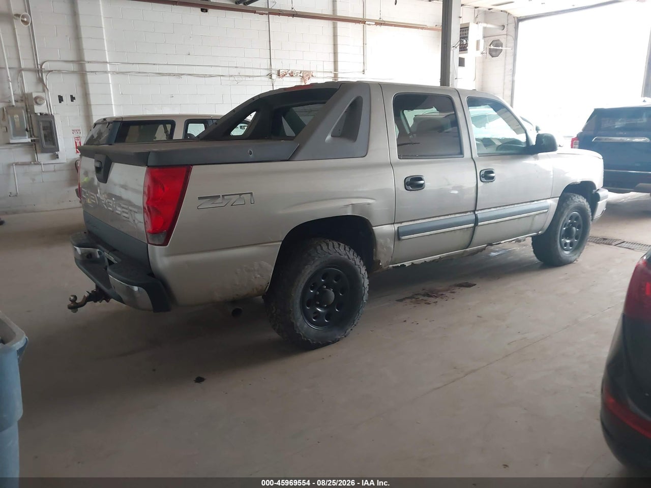2004 CHEVROLET AVALANCHE 1500 · 4/11