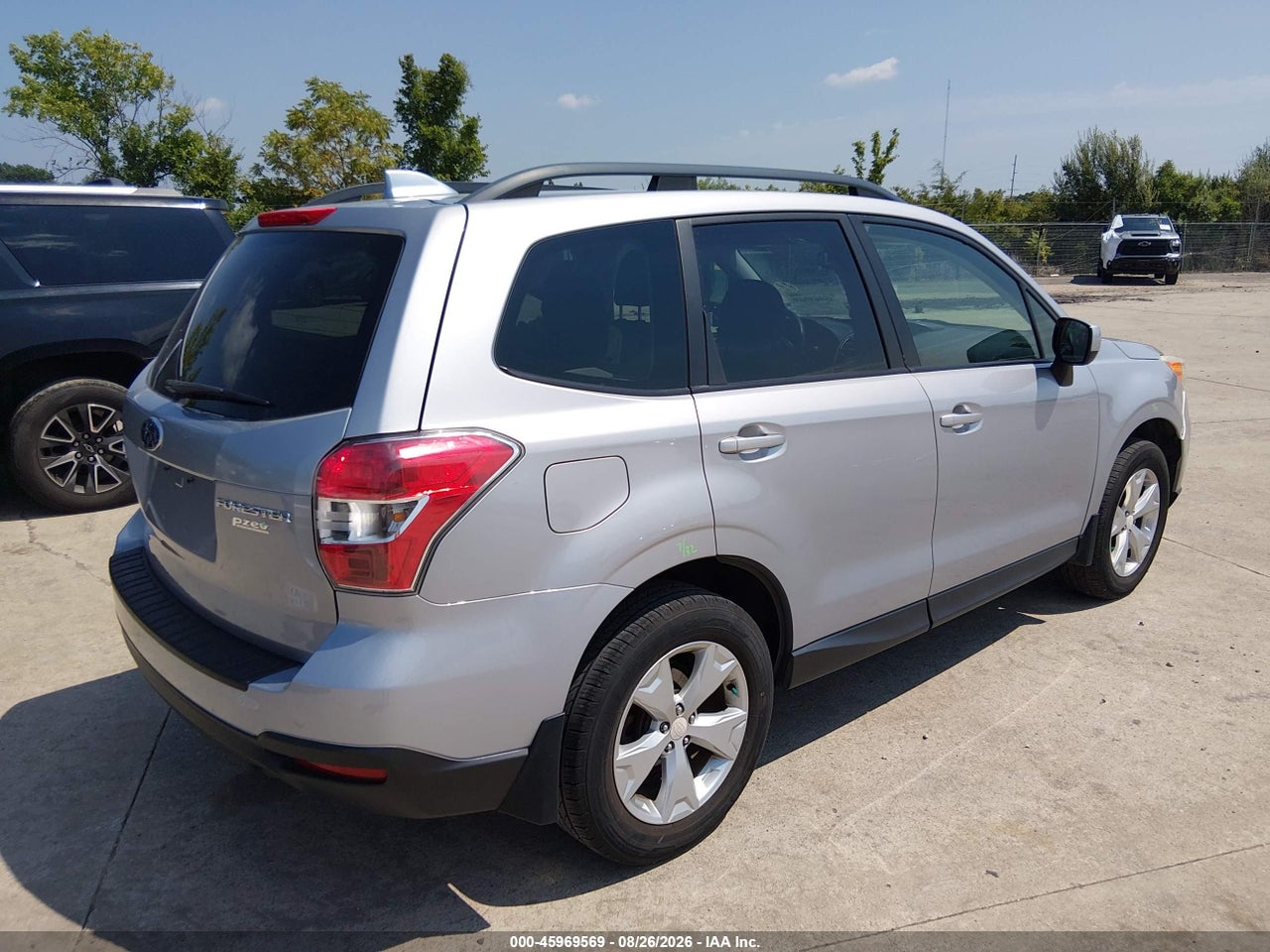 2016 SUBARU FORESTER 2.5I PREMIUM · 4/11