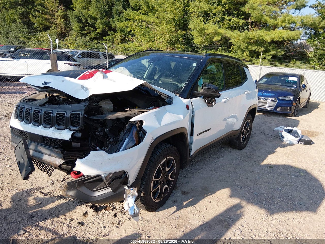 2025 JEEP COMPASS TRAILHAWK 4X4 · 2/11