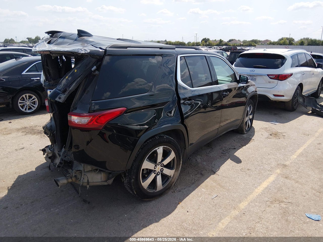 2020 CHEVROLET TRAVERSE FWD LT LEATHER · 4/11