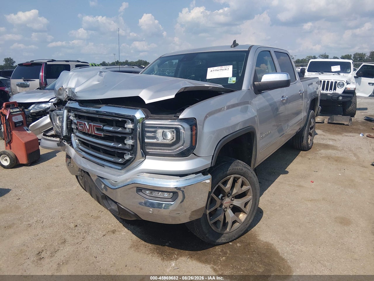 2018 GMC SIERRA 1500 SLT · 2/11