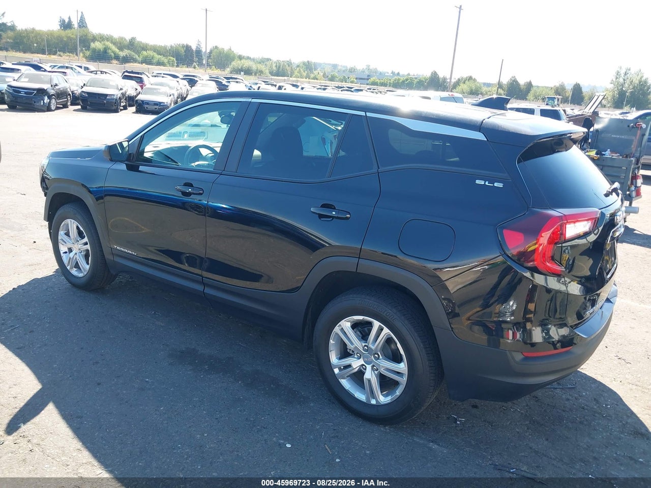 2024 GMC TERRAIN AWD SLE · 3/11