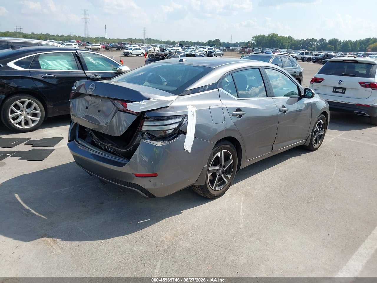 2025 NISSAN SENTRA SV · 4/11