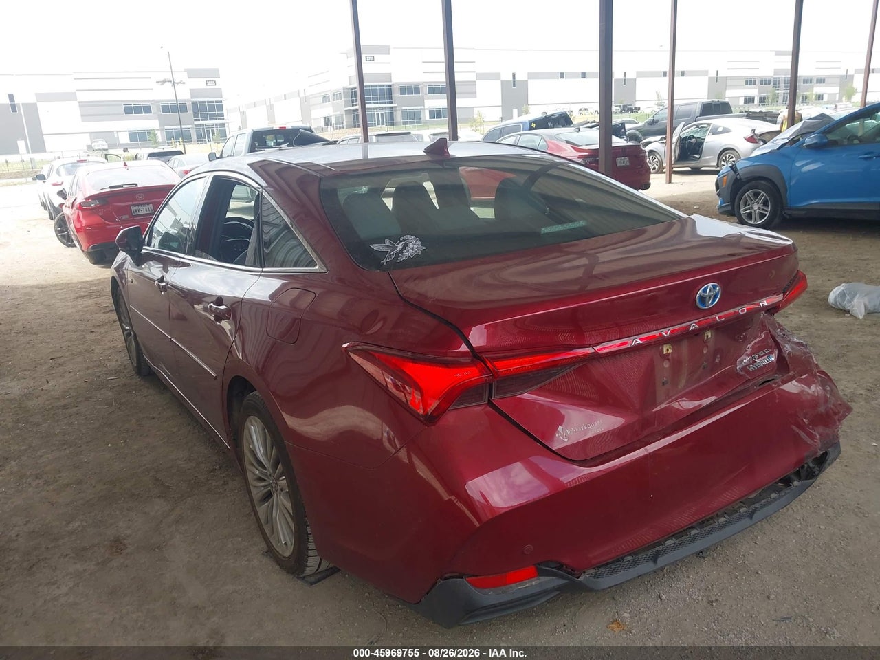 2020 TOYOTA AVALON LIMITED · 3/11