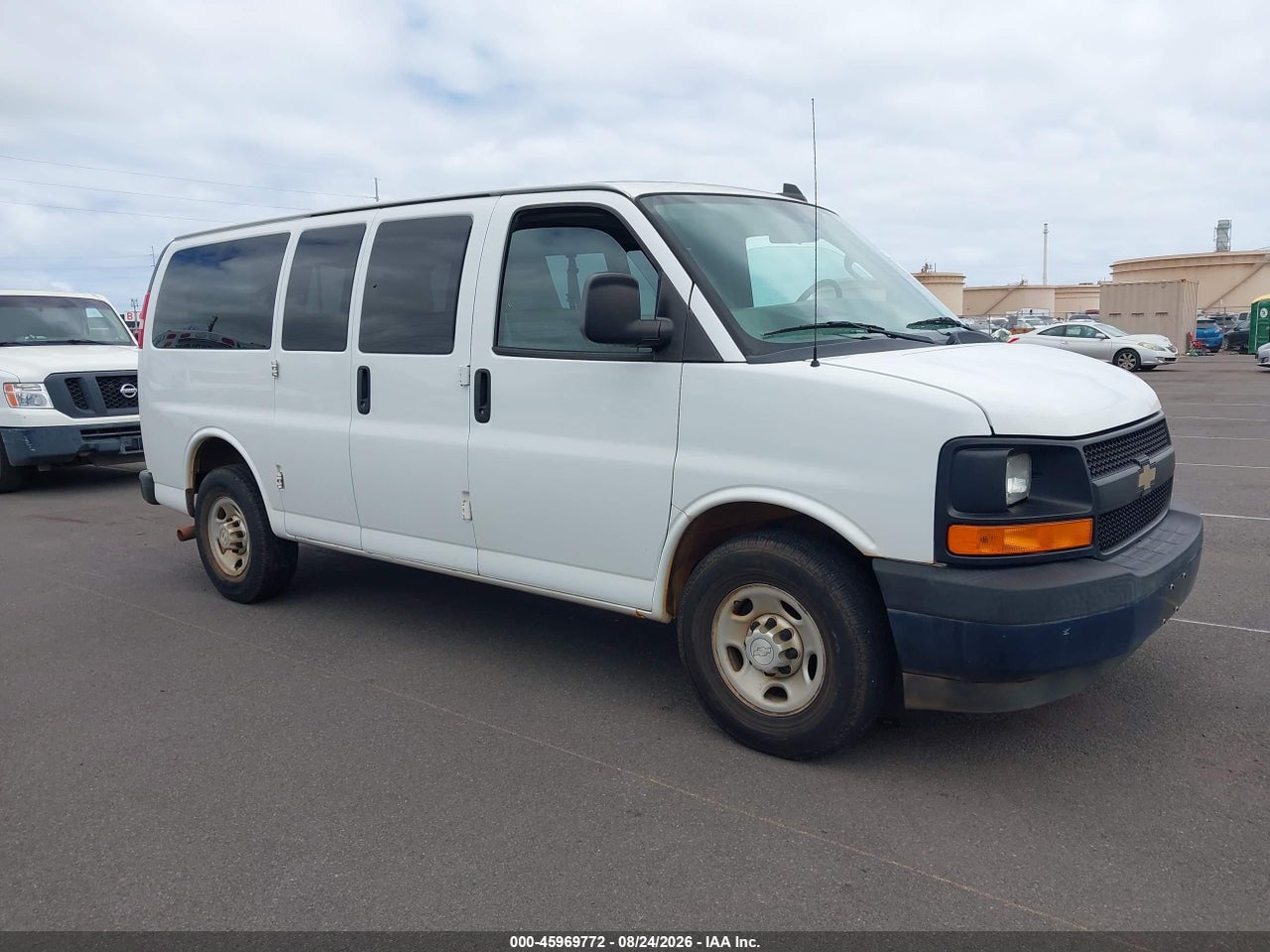 1GAWGEFF0H1****** · 2017 CHEVROLET EXPRESS 2500 LS