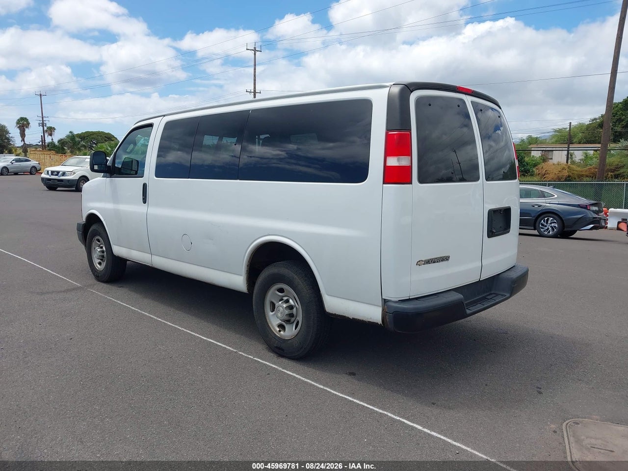 2017 CHEVROLET EXPRESS 2500 LS · 3/11