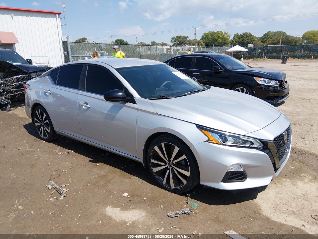 2020 NISSAN ALTIMA SR FWD