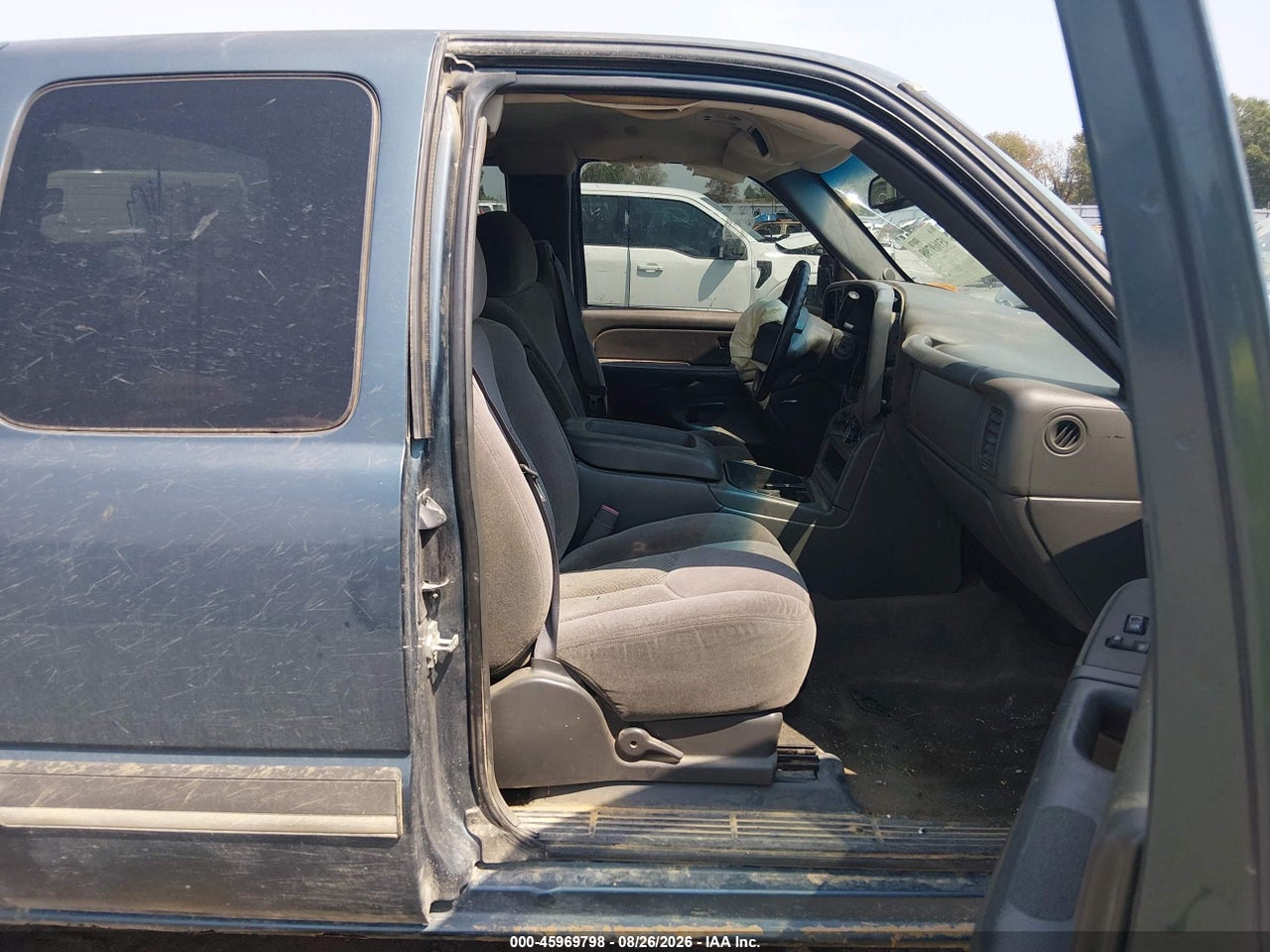 2006 CHEVROLET SILVERADO 1500 LT2 · 5/11