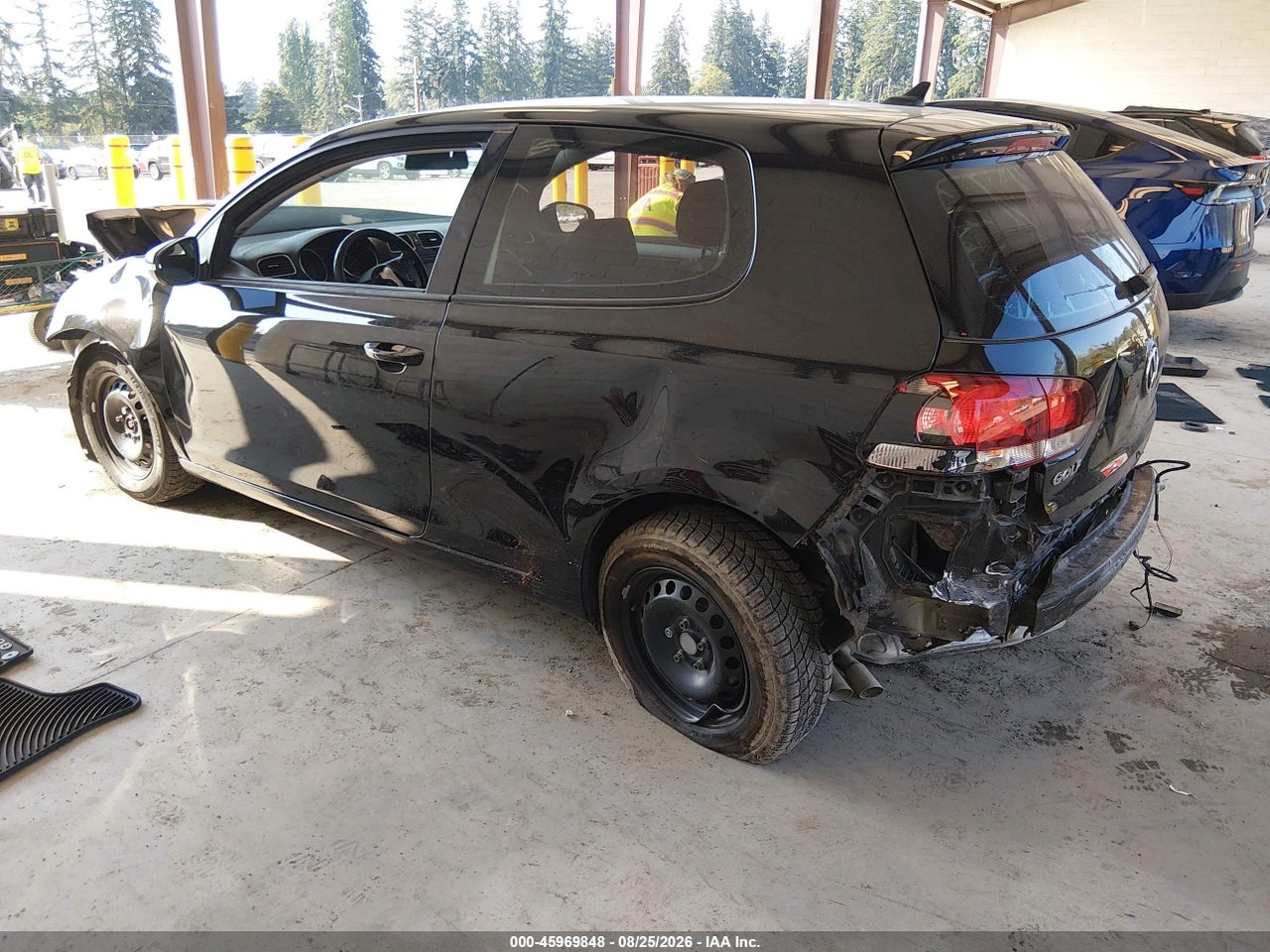 2012 VOLKSWAGEN GOLF TDI 2-DOOR · 3/11