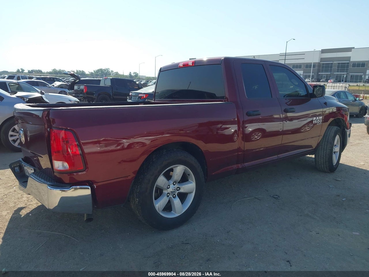 2024 RAM 1500 CLASSIC SLT  4X2 6'4 BOX · 4/10