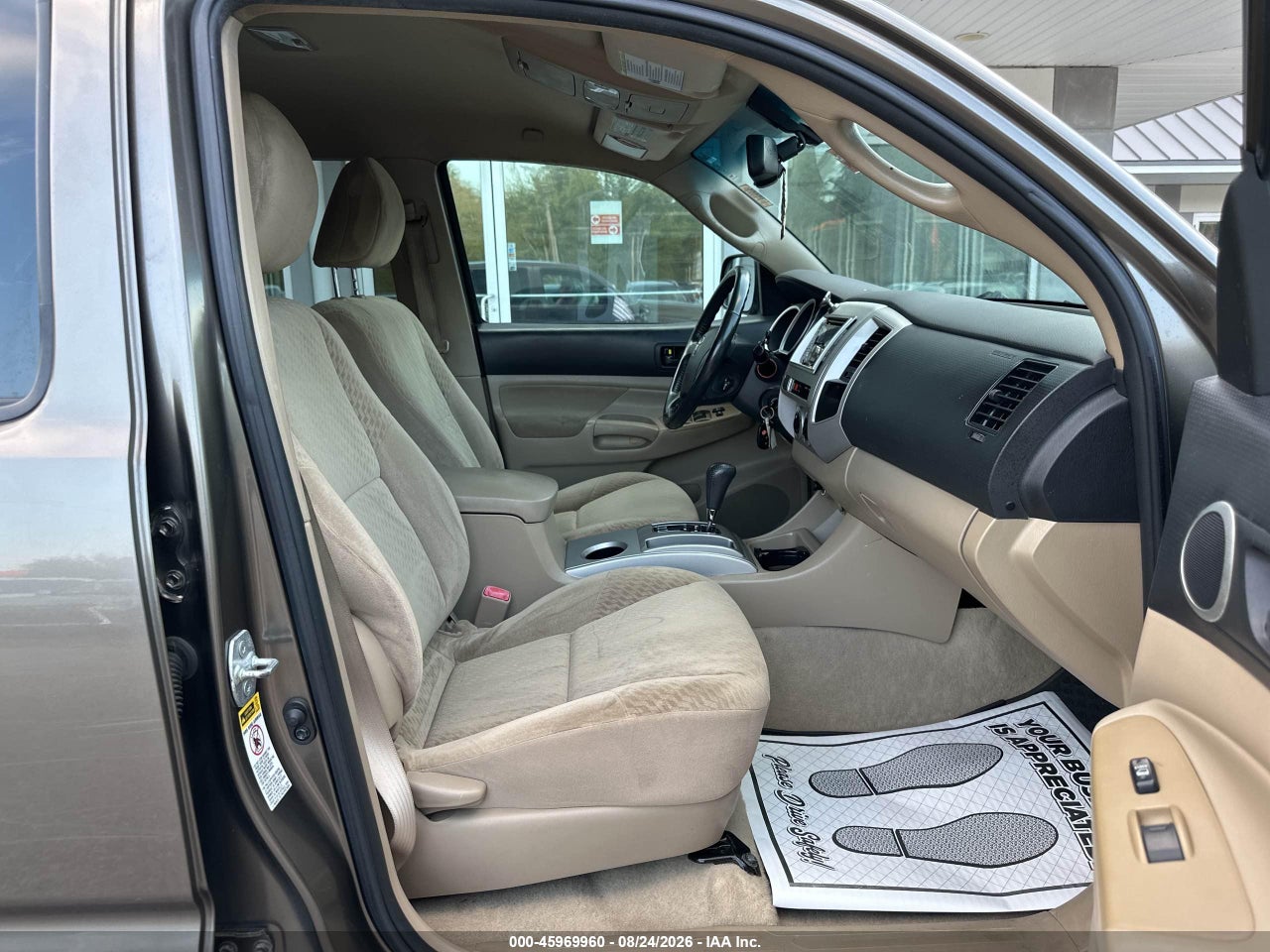 2009 TOYOTA TACOMA BASE V6 · 5/10