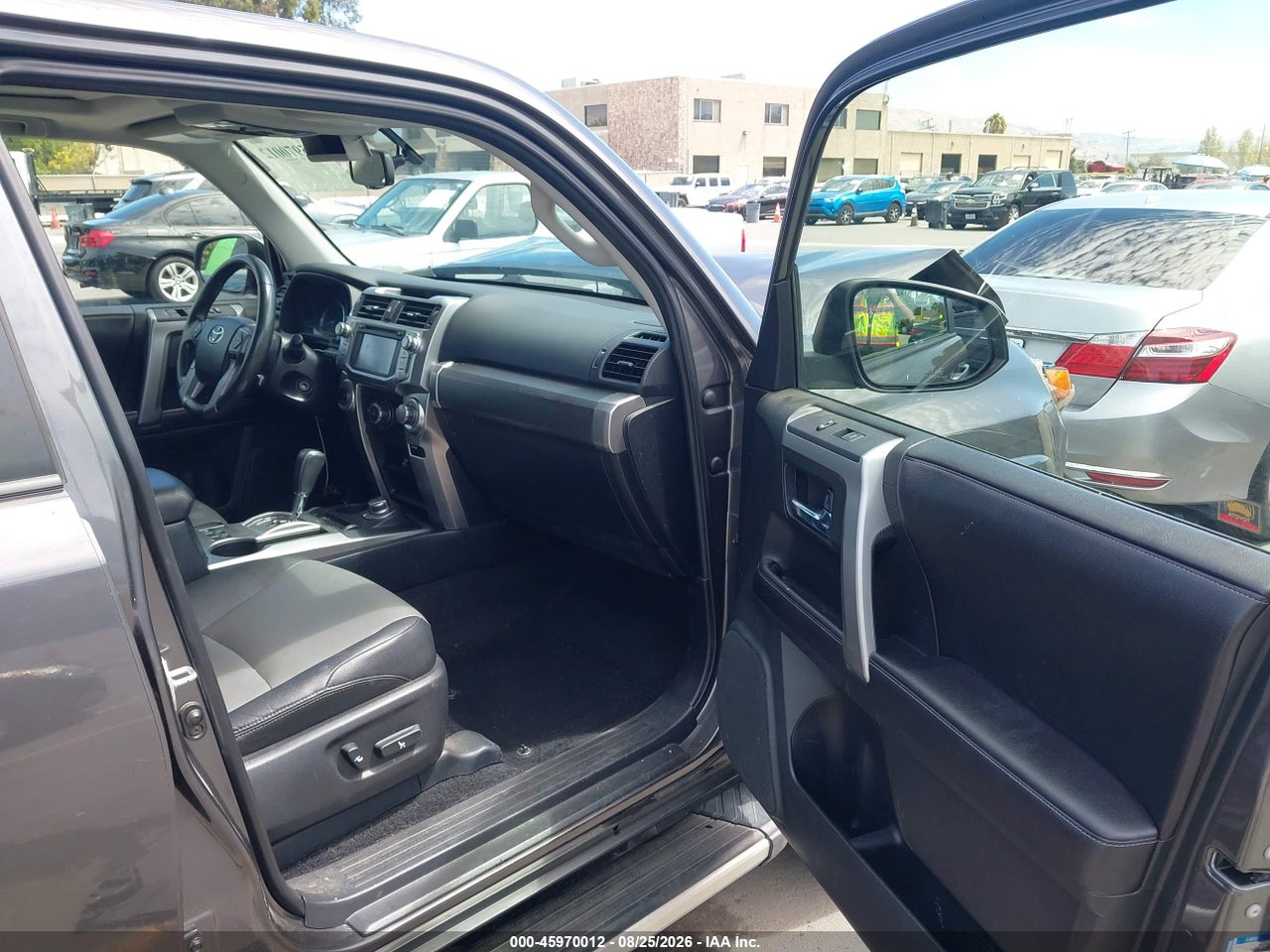 2017 TOYOTA 4RUNNER SR5 PREMIUM · 5/11