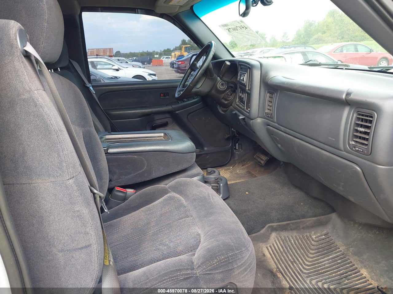 2001 CHEVROLET SILVERADO 1500 LS · 5/11