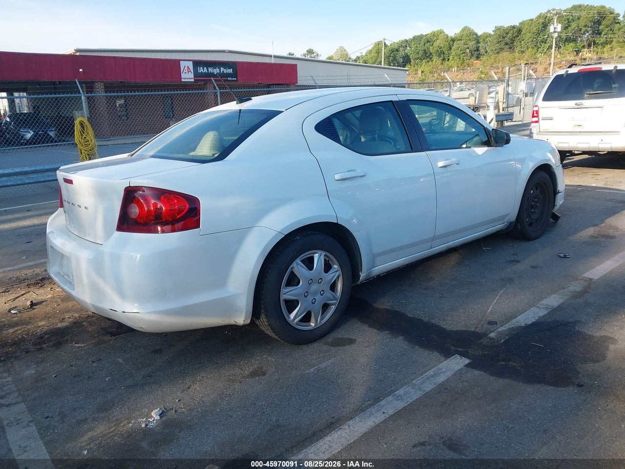 2014 DODGE AVENGER SE · 4/11
