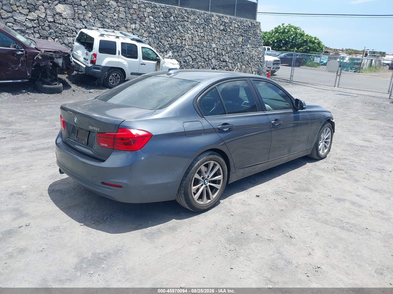 2018 BMW 320I · 4/11