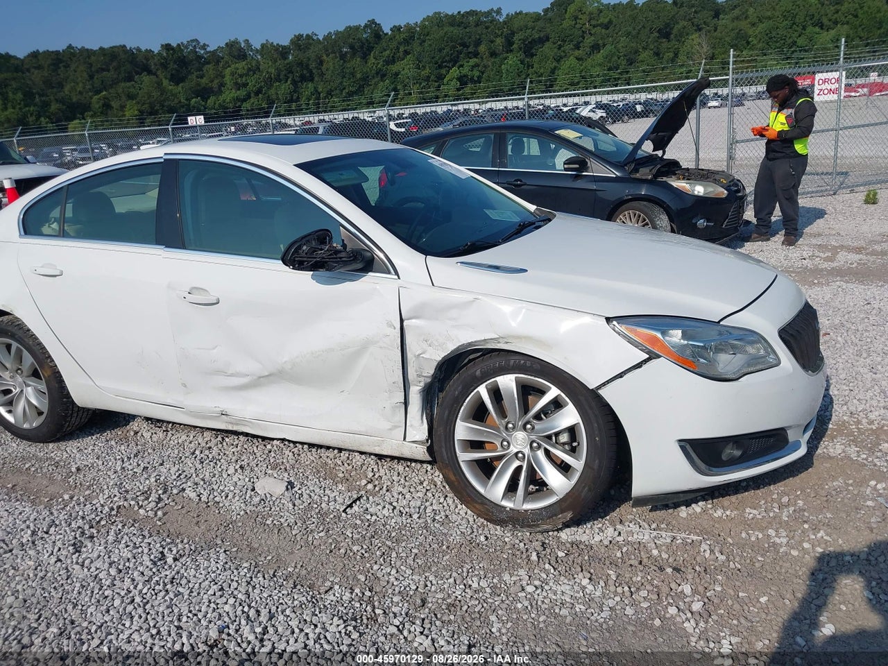 2015 BUICK REGAL TURBO/E-ASSIST PREMIUM I · 6/10