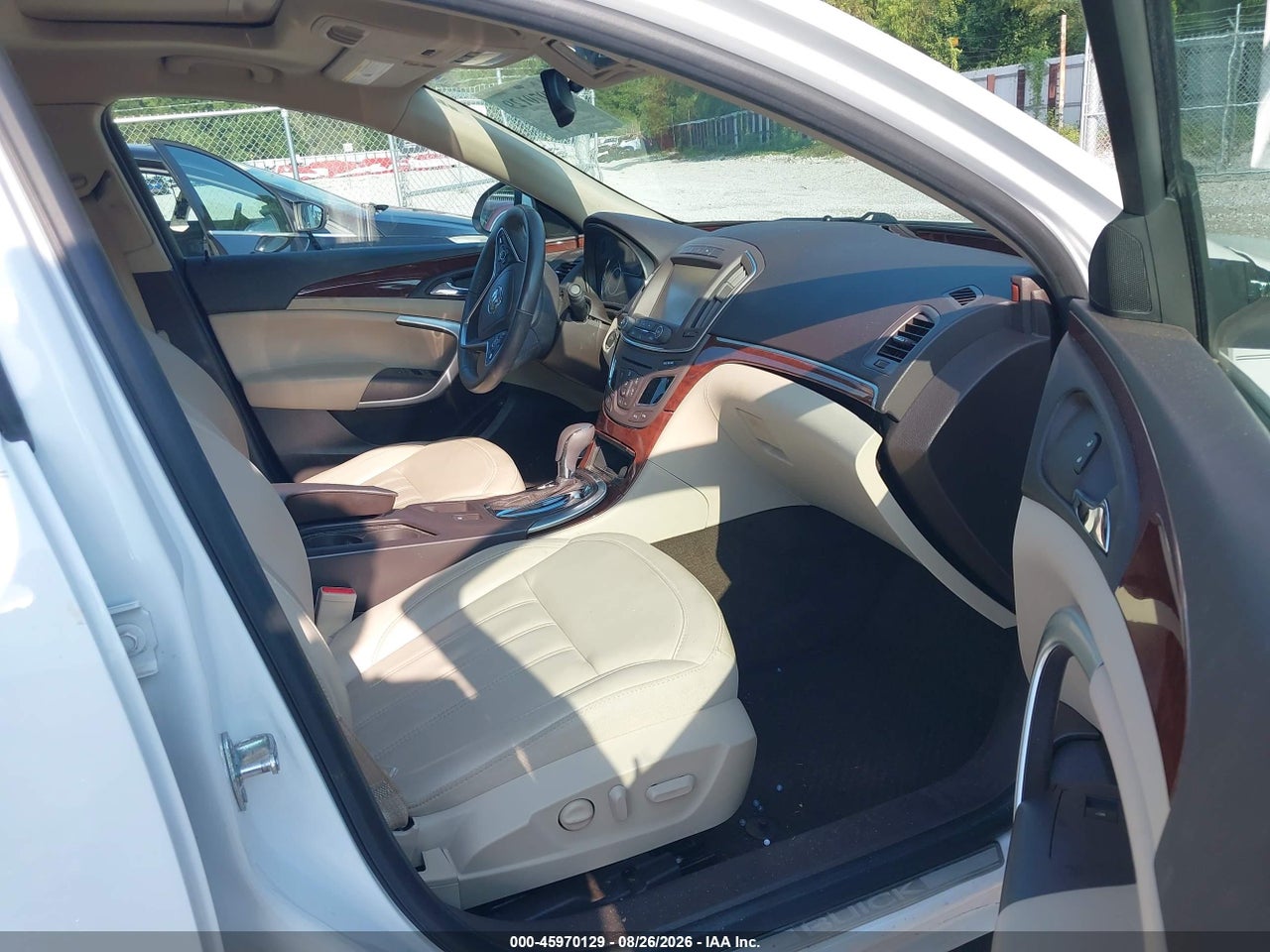 2015 BUICK REGAL TURBO/E-ASSIST PREMIUM I · 5/10